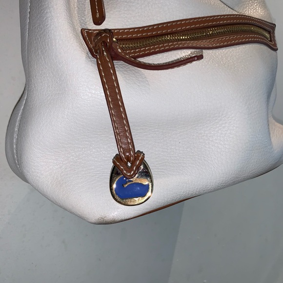 Dooney & Bourke Vintage White Leather Shoulder Bag Purse - Picture 3 of 9